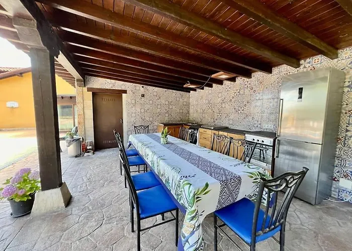 Vakantiehuis Secret Paradise, Stylish Host *