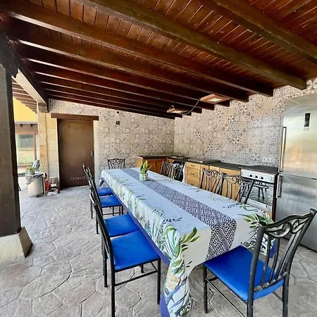 Tatil Evi Secret Paradise, Stylish Host *