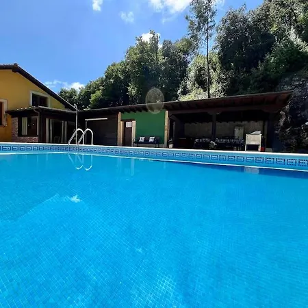 Tatil Evi Secret Paradise, Stylish Host Camargo